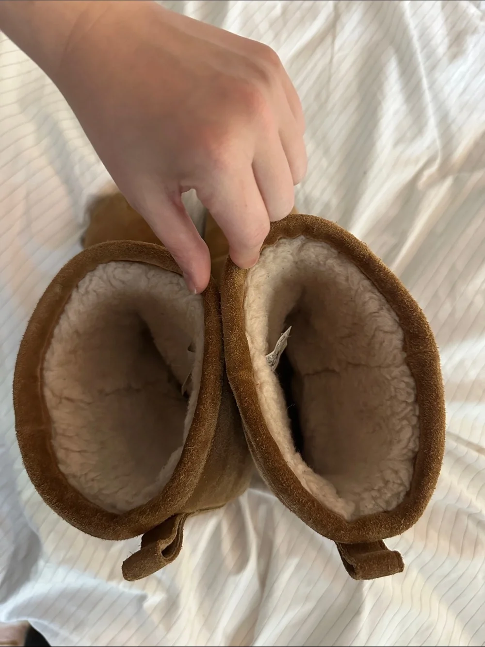 UGG - Classic Short Waterproof Boots - 10
